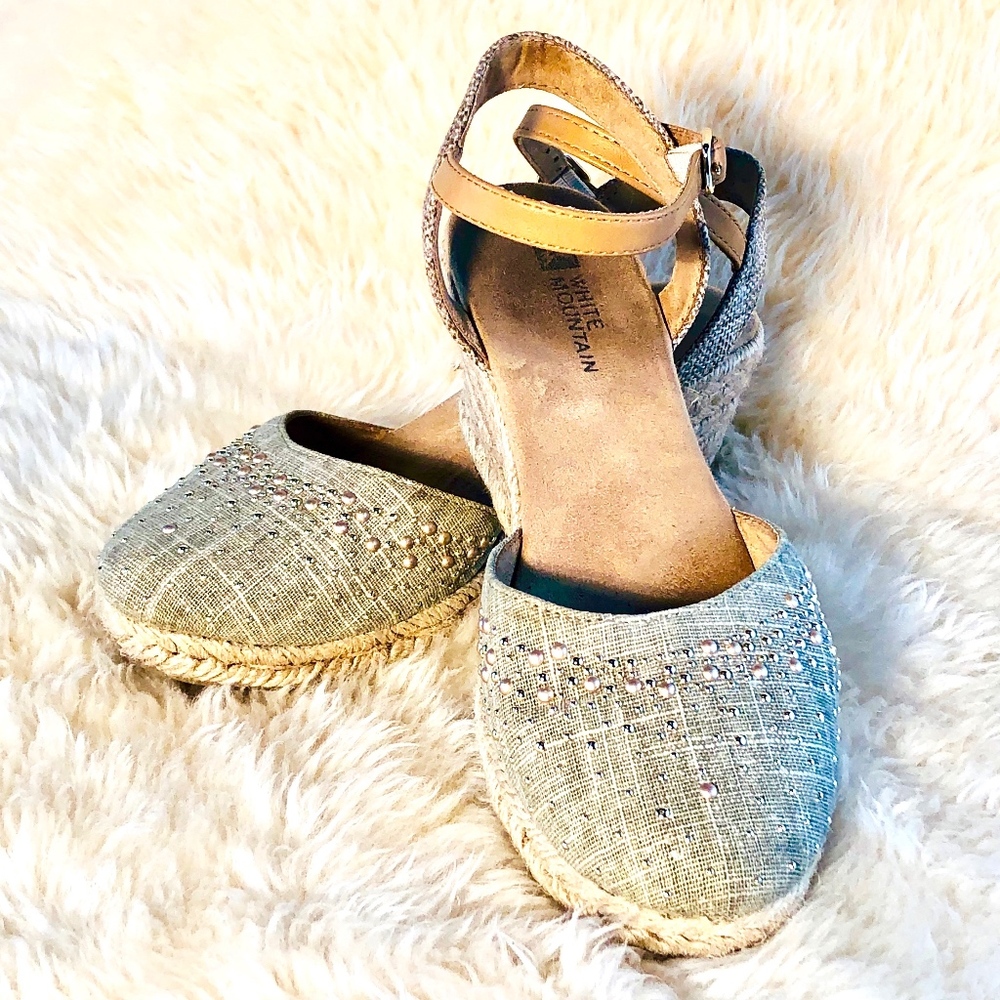 White Mountain Closed-toe Espadrille Wedges Sz 6